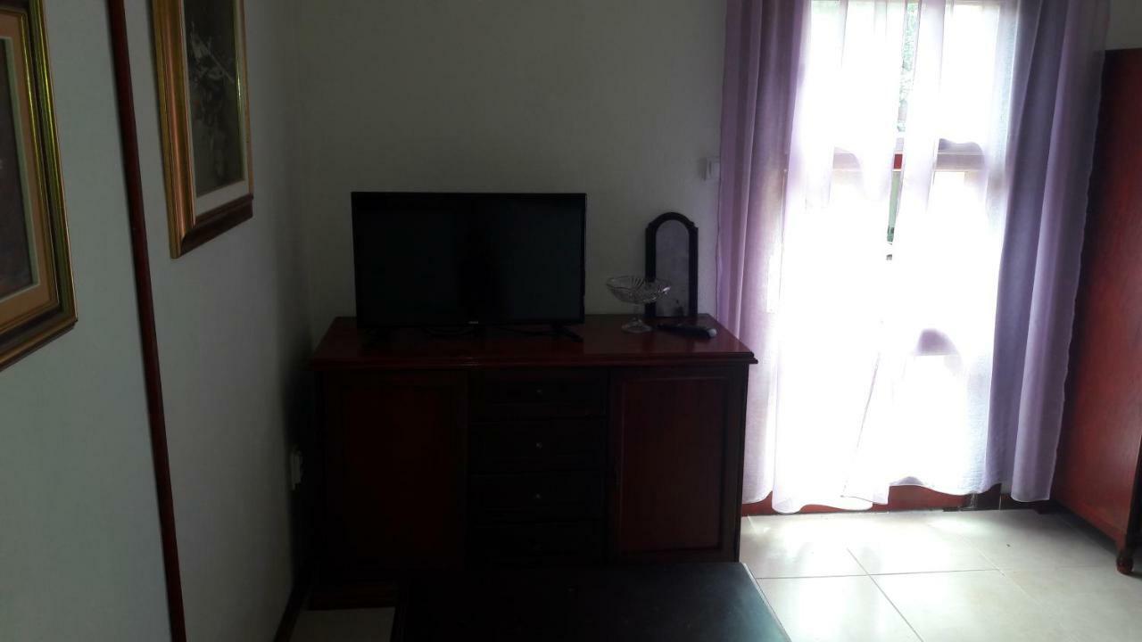 Apartments Picasso Komiža المظهر الخارجي الصورة