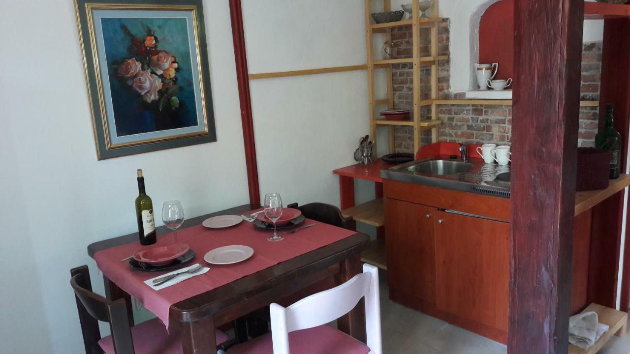 Apartments Picasso Komiža المظهر الخارجي الصورة
